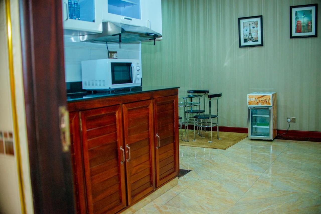 Hera Hotel Kampala Buitenkant foto
